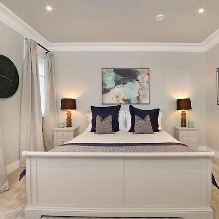 The Presidential Suite, With Free Parking! ยอร์ค ภายนอก รูปภาพ