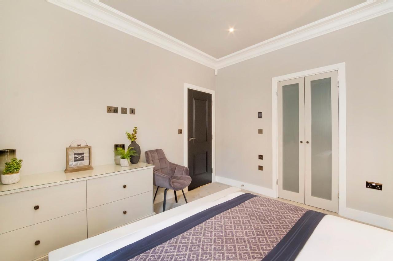The Presidential Suite, With Free Parking! ยอร์ค ภายนอก รูปภาพ